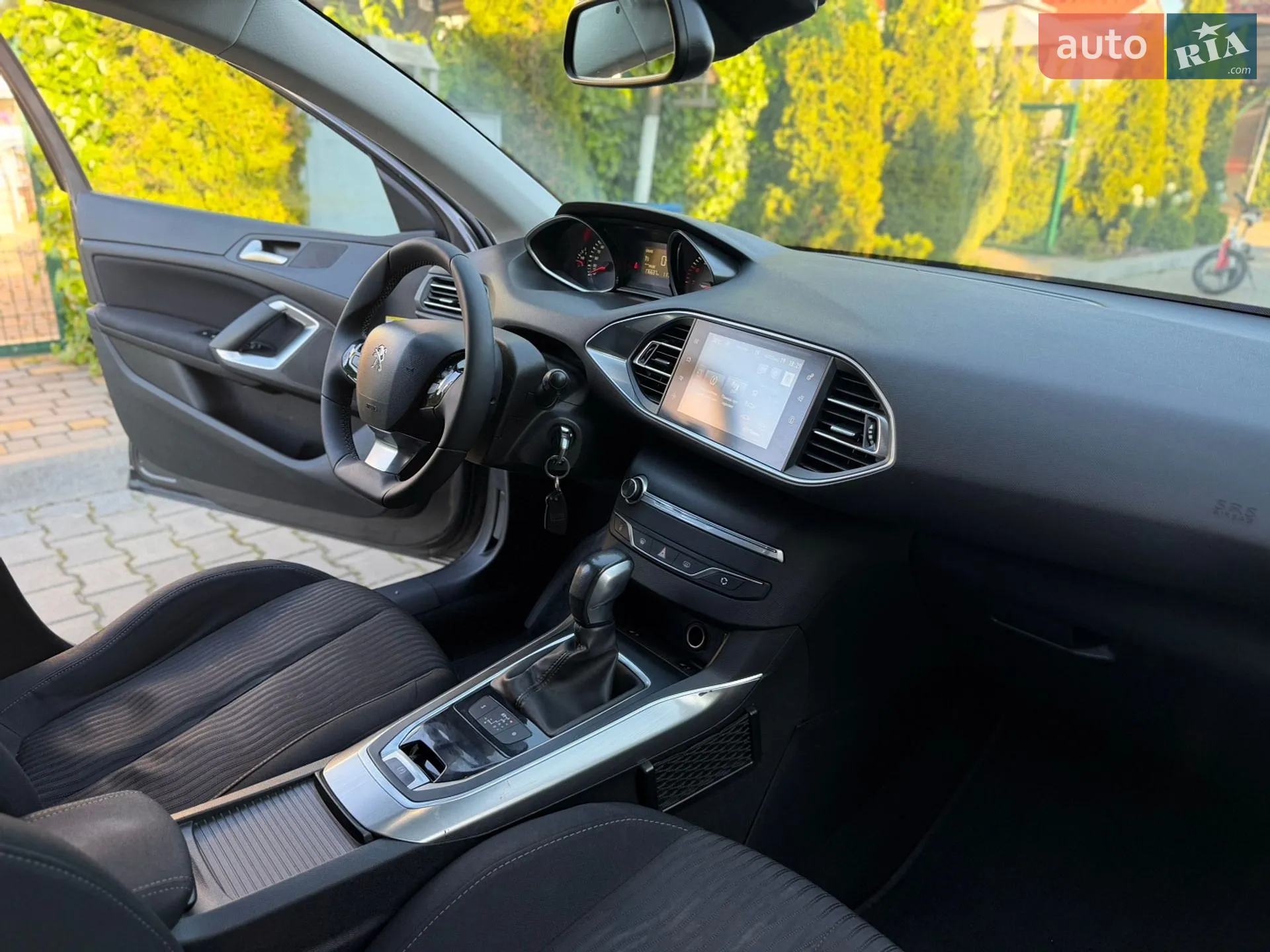 2016 Peugeot 308 - мініатюра 28
