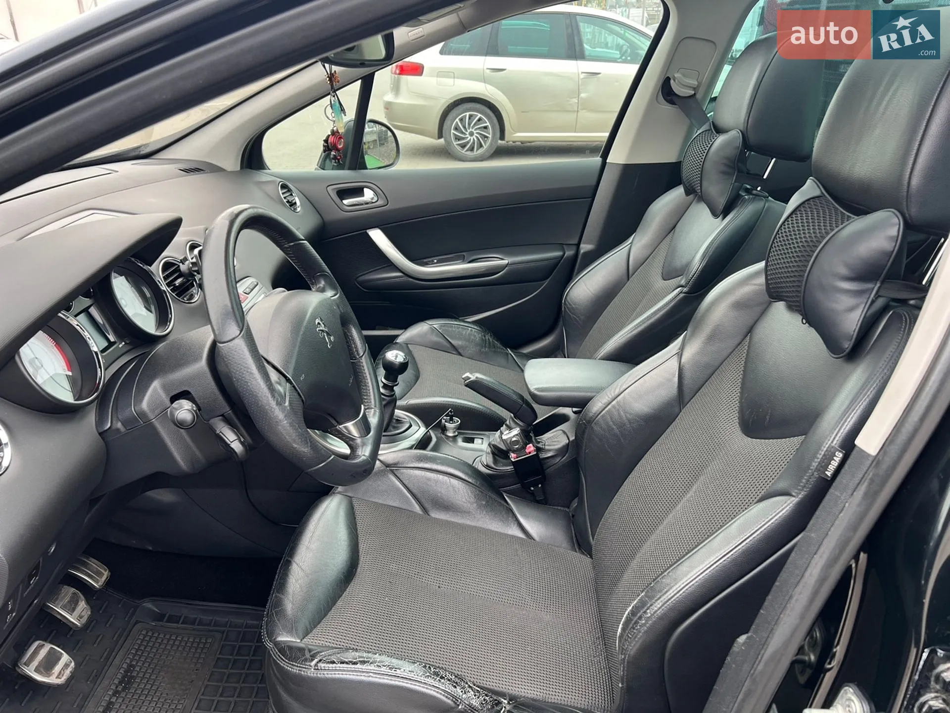 2012 Peugeot 308 - мініатюра 18