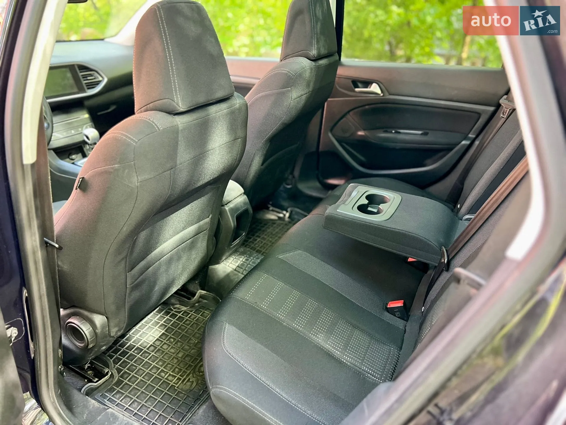2015 Peugeot 308 - мініатюра 28