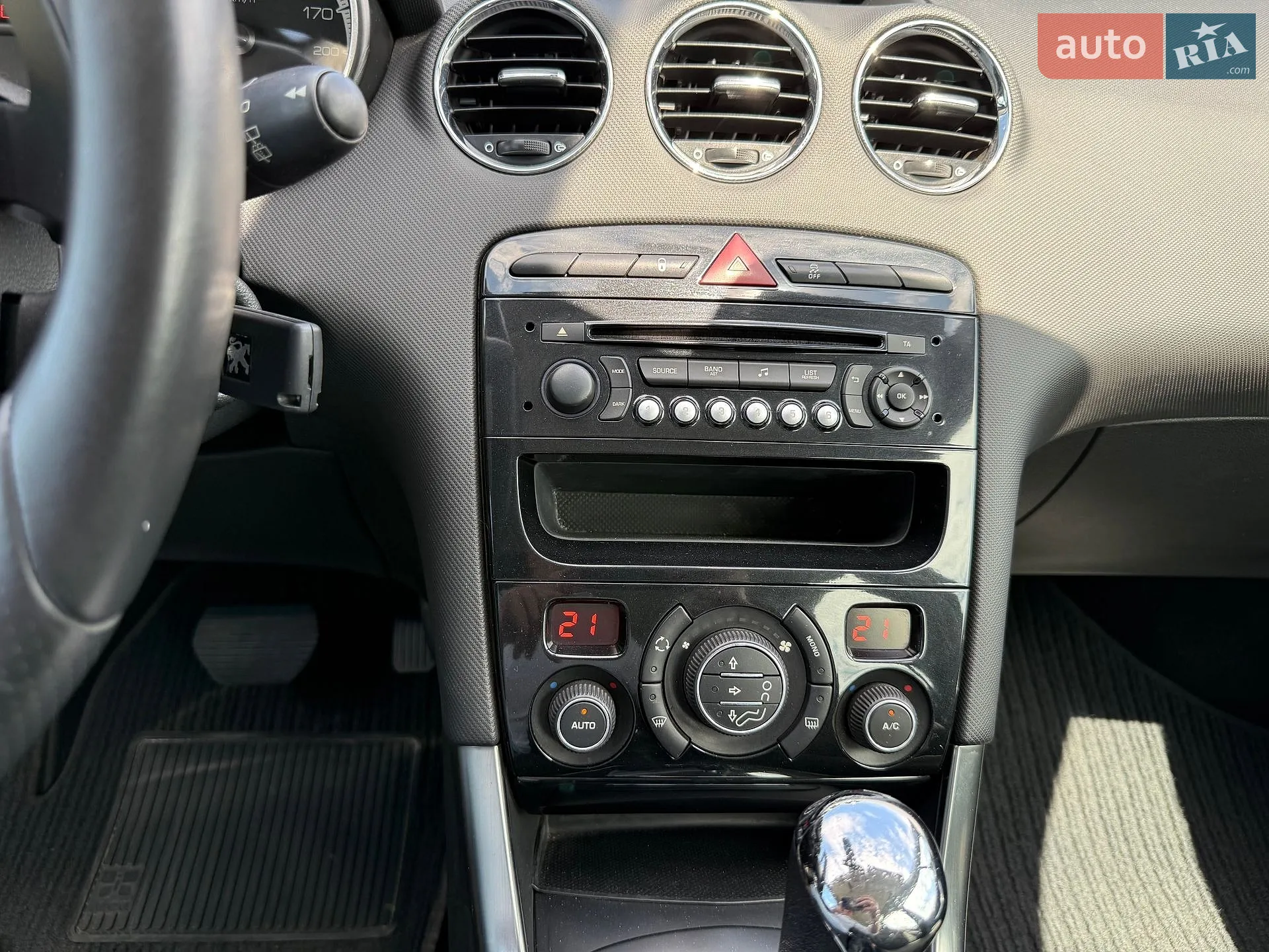 2013 Peugeot 308 - мініатюра 28