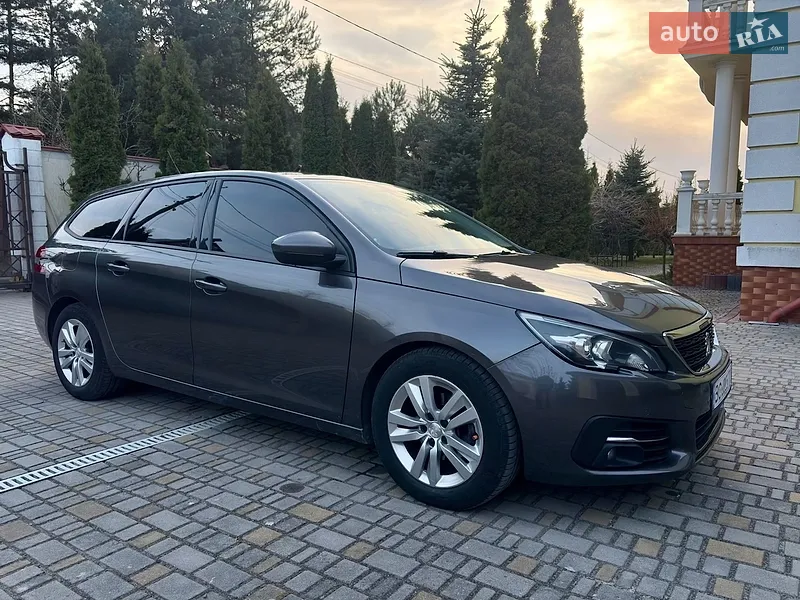 Peugeot 308