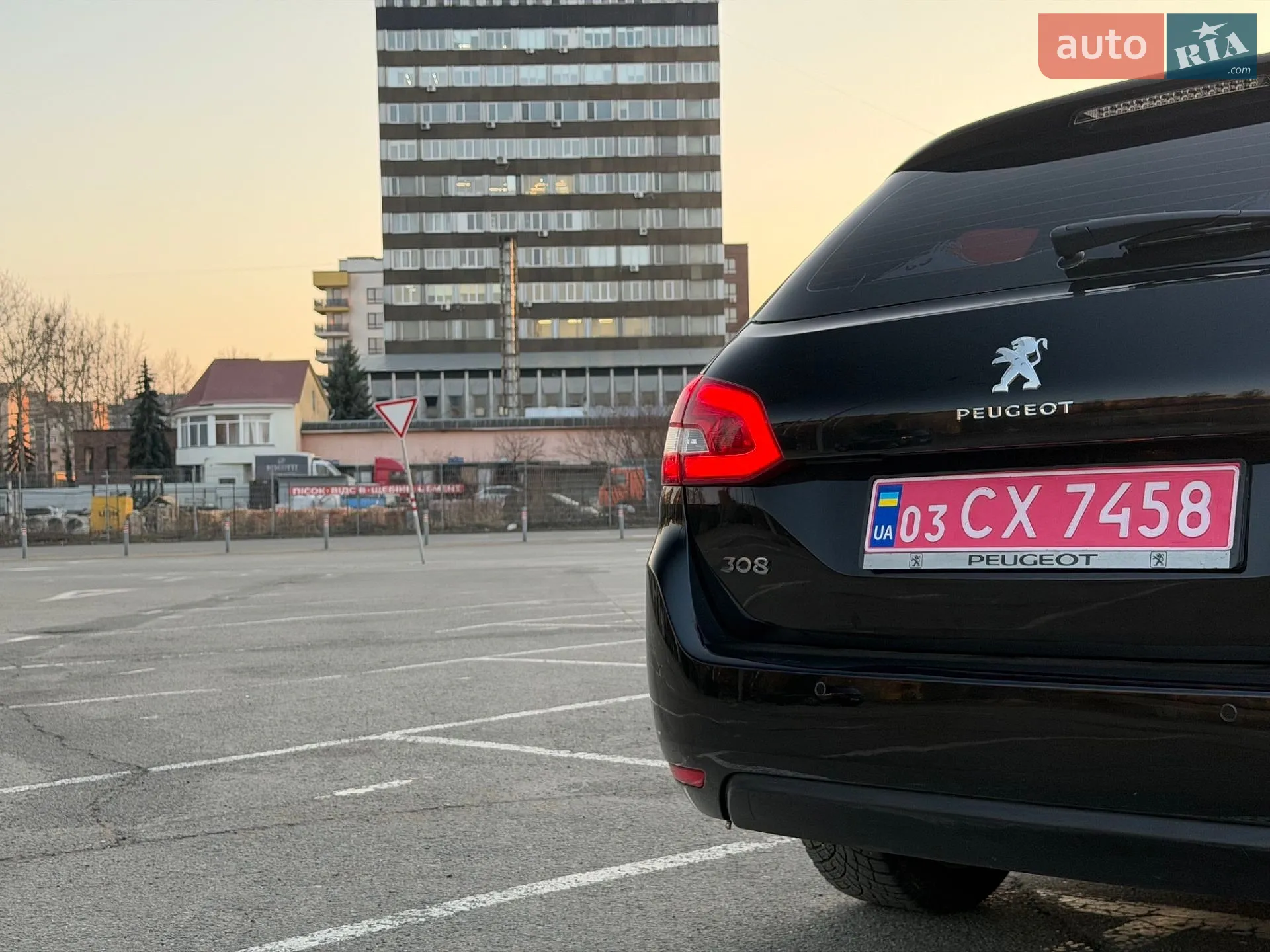 2015 Peugeot 308 - мініатюра 6