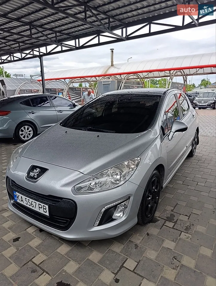 2011 Peugeot 308 - мініатюра 12