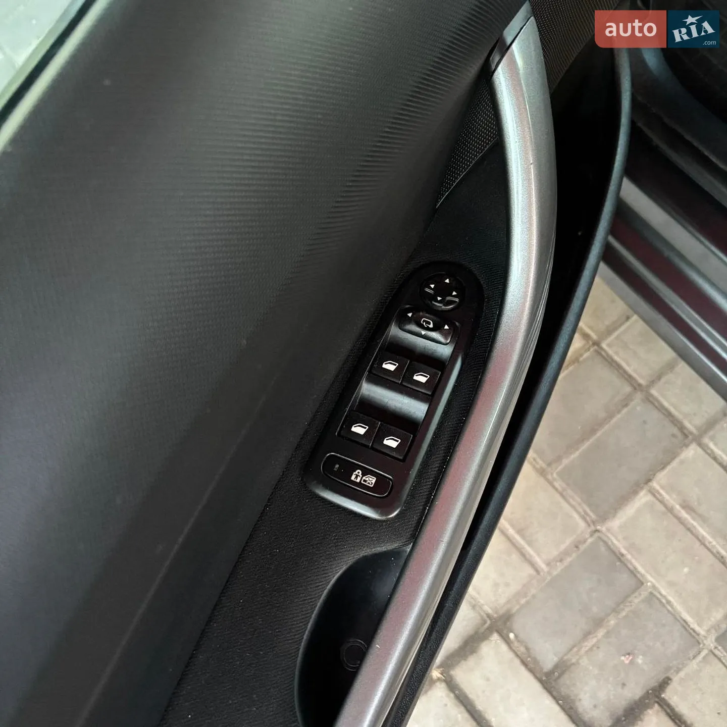 2011 Peugeot 308 - мініатюра 18