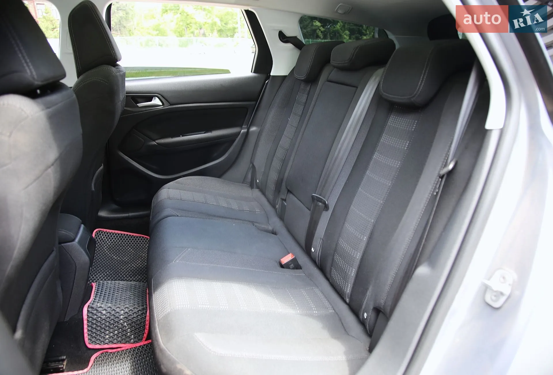 2015 Peugeot 308 - мініатюра 8