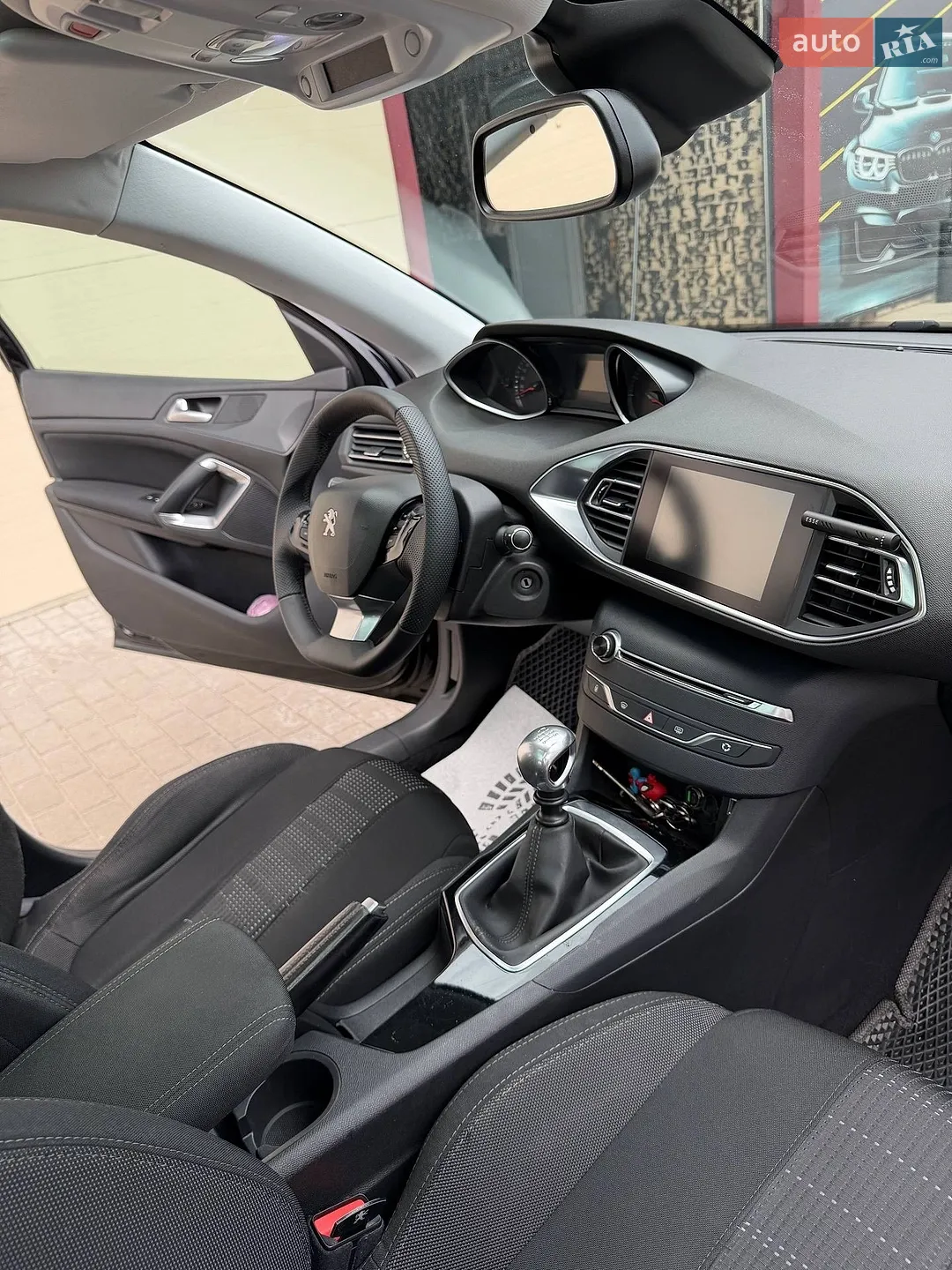 2015 Peugeot 308 - мініатюра 13