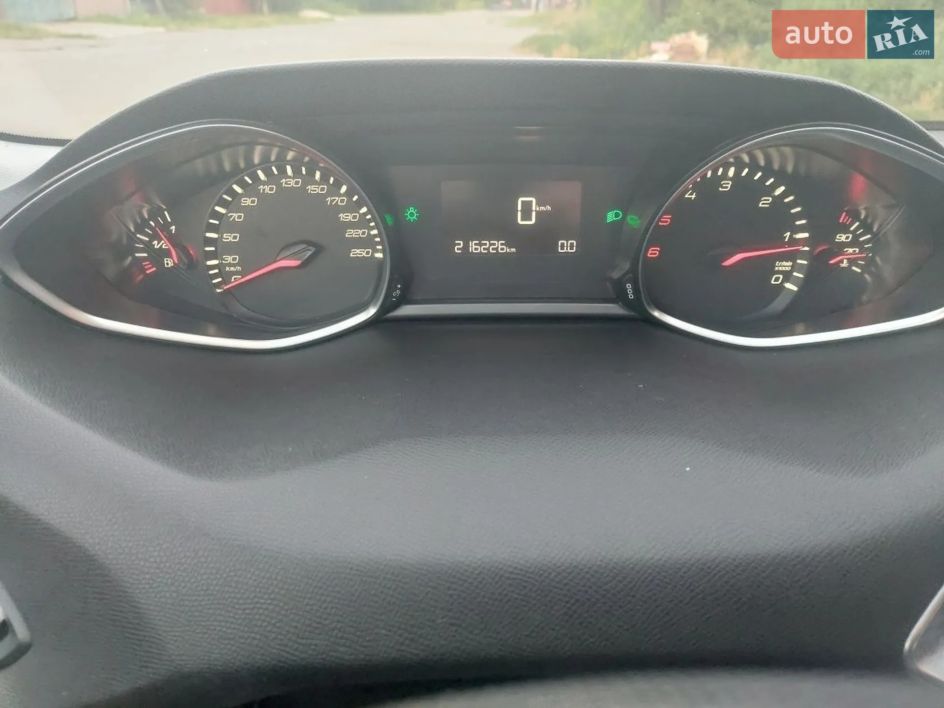 2015 Peugeot 308 - фото 1