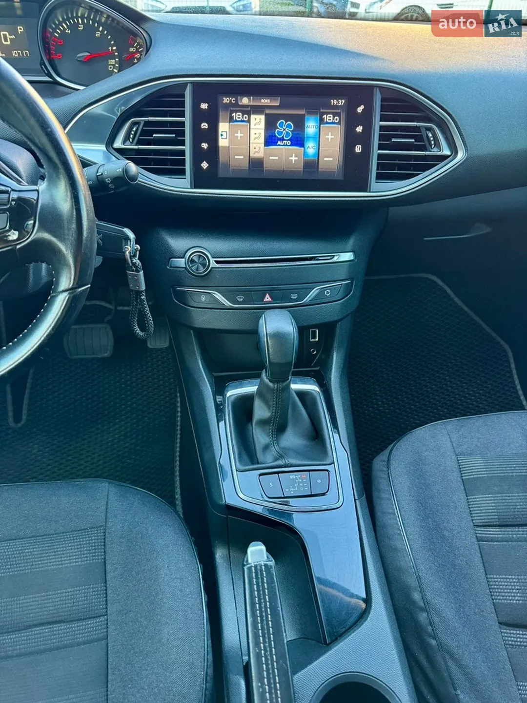 2016 Peugeot 308 - мініатюра 15