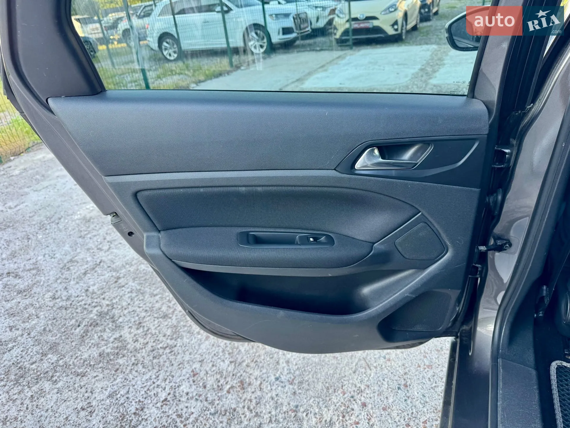 2016 Peugeot 308 - мініатюра 25