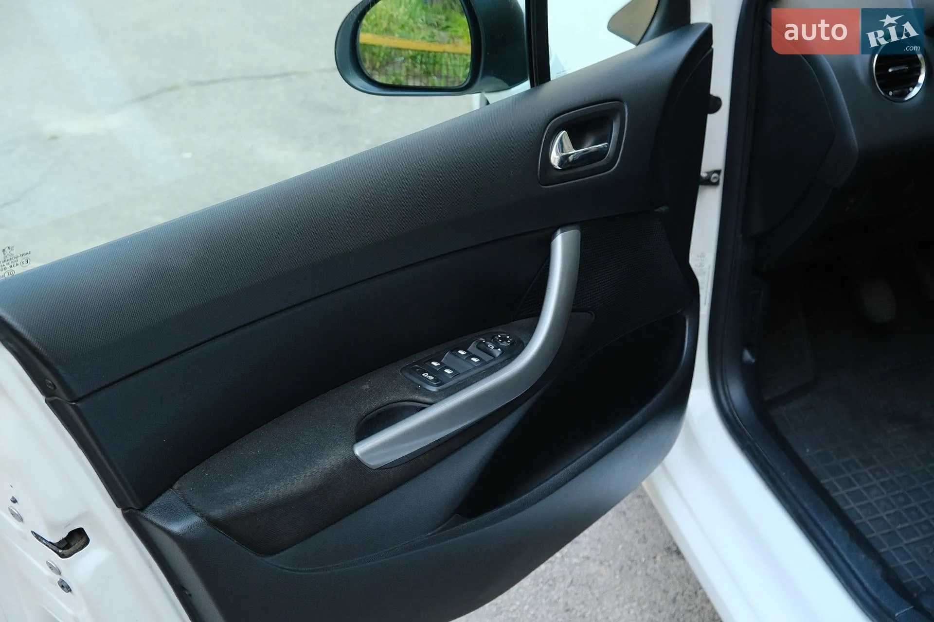 2011 Peugeot 308 - мініатюра 11