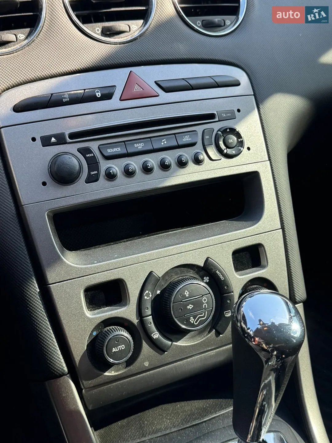 2011 Peugeot 308 - мініатюра 9