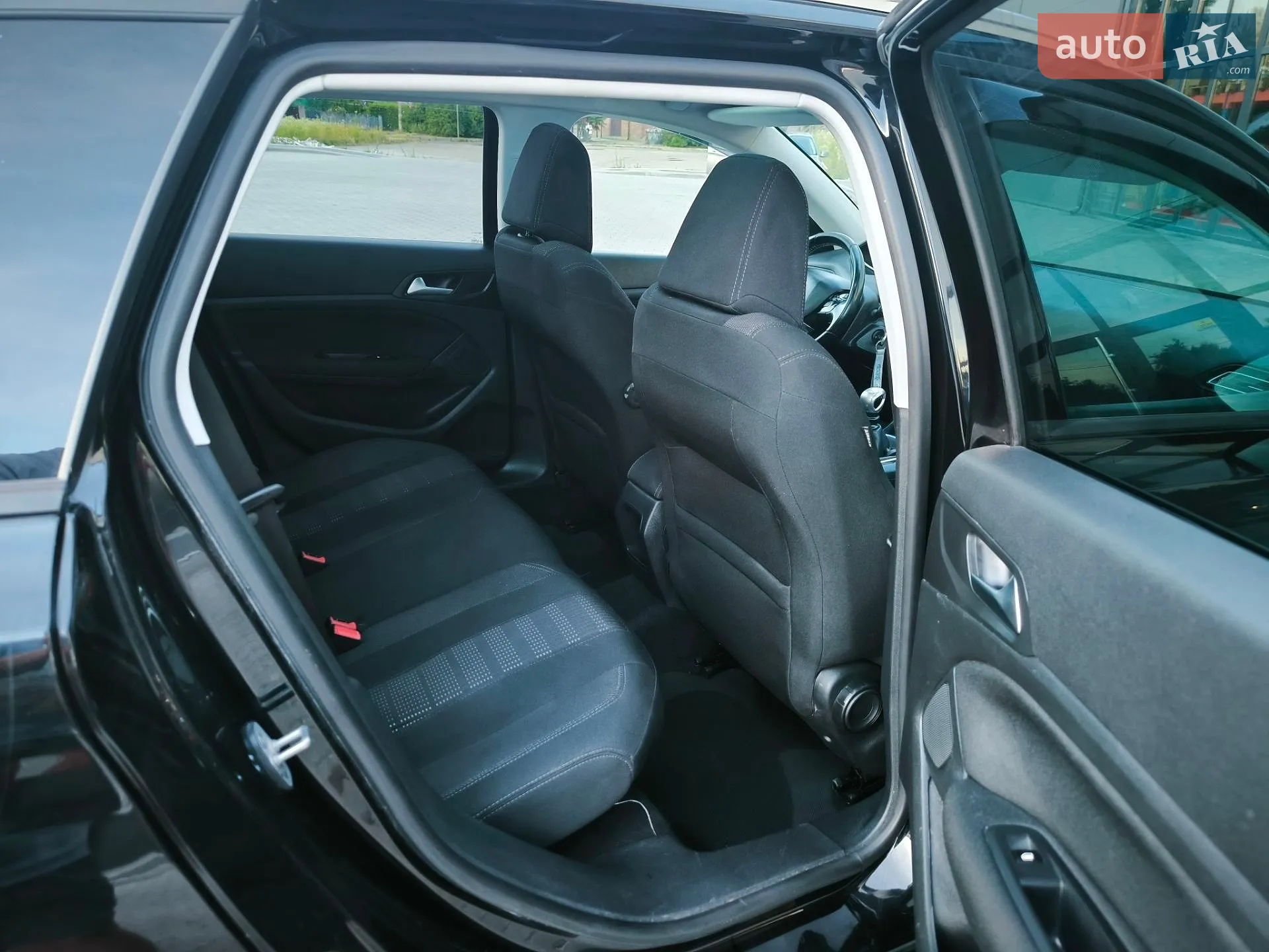 2015 Peugeot 308 - мініатюра 27