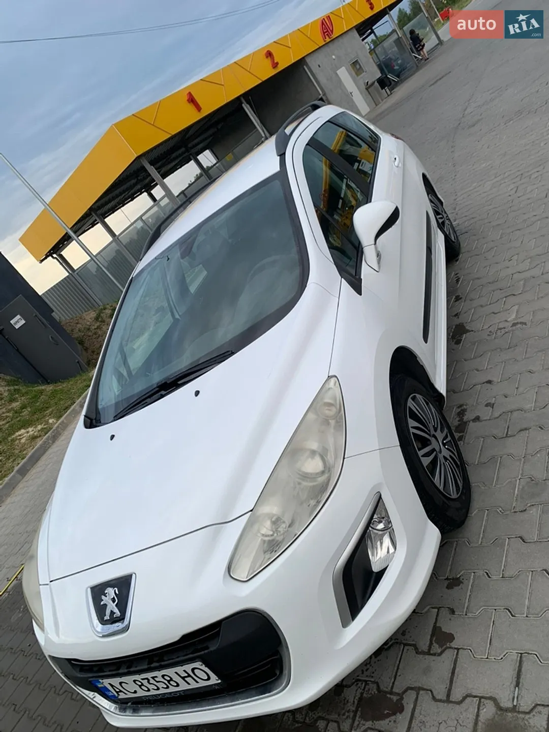 2012 Peugeot 308 - мініатюра 12