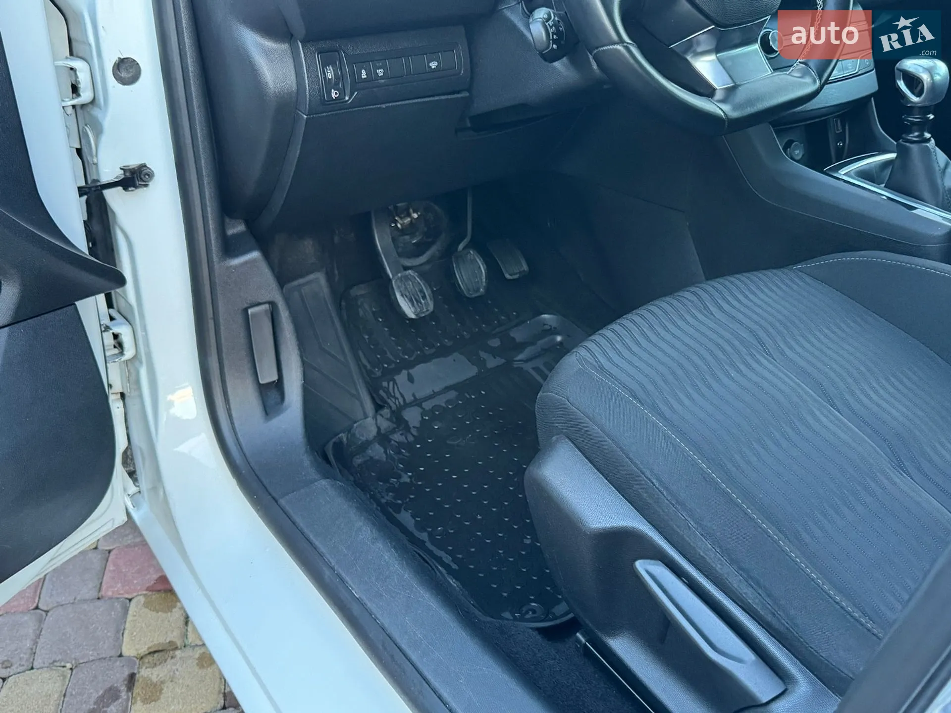 2017 Peugeot 308 - мініатюра 19