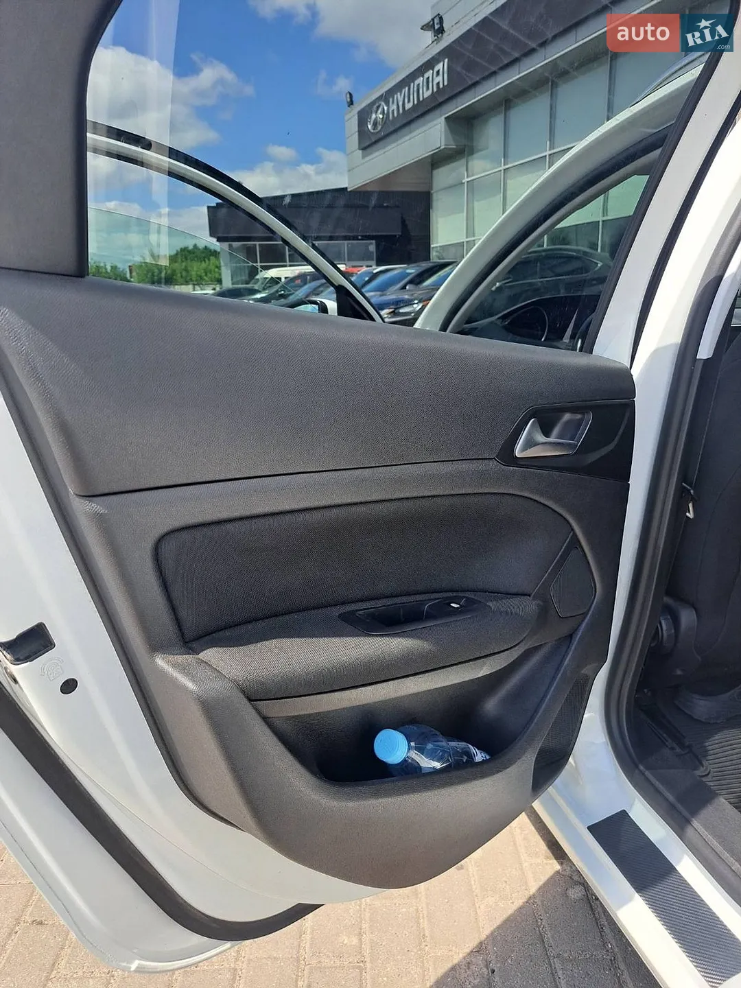 2015 Peugeot 308 - мініатюра 13
