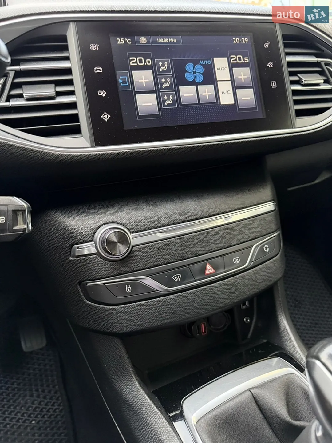 2016 Peugeot 308 - мініатюра 25