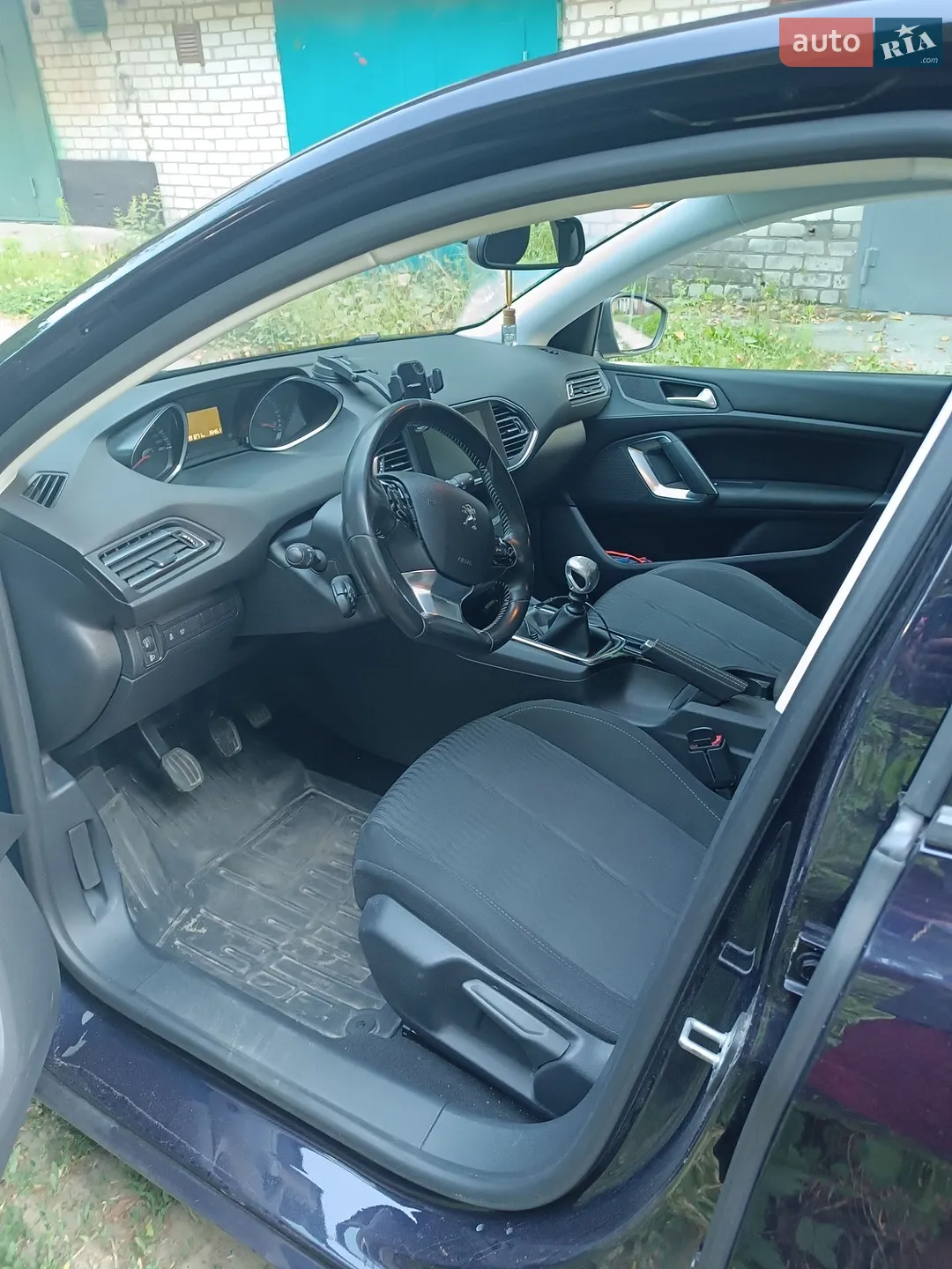 2015 Peugeot 308 - мініатюра 13