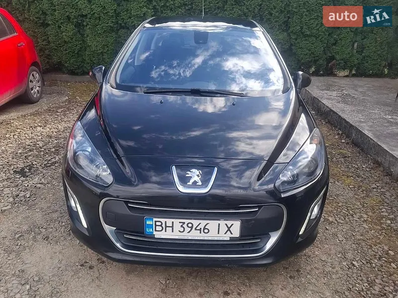 Peugeot 308 2012