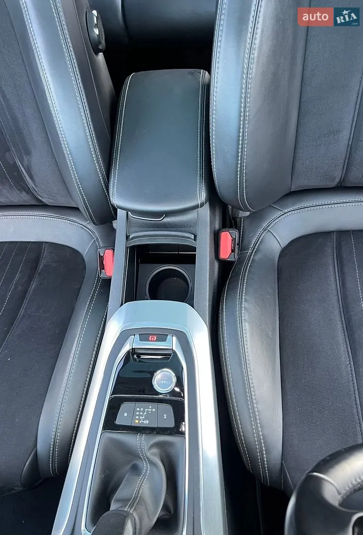 2015 Peugeot 308 - мініатюра 11