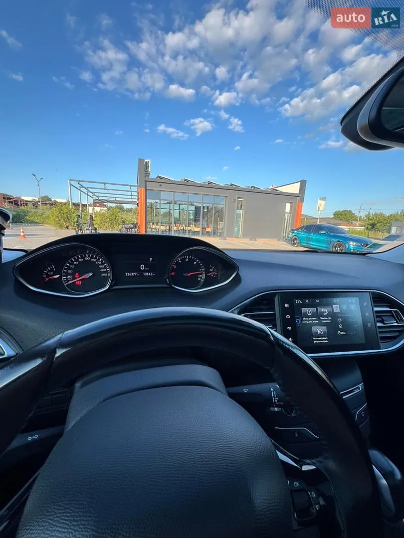2015 Peugeot 308 - мініатюра 17