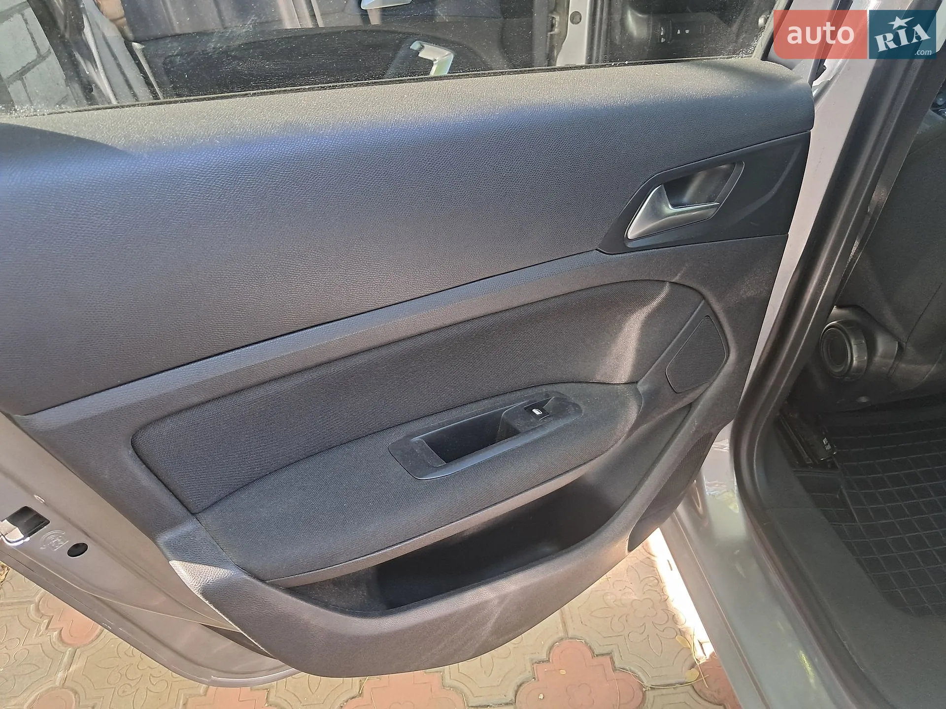 2015 Peugeot 308 - мініатюра 28