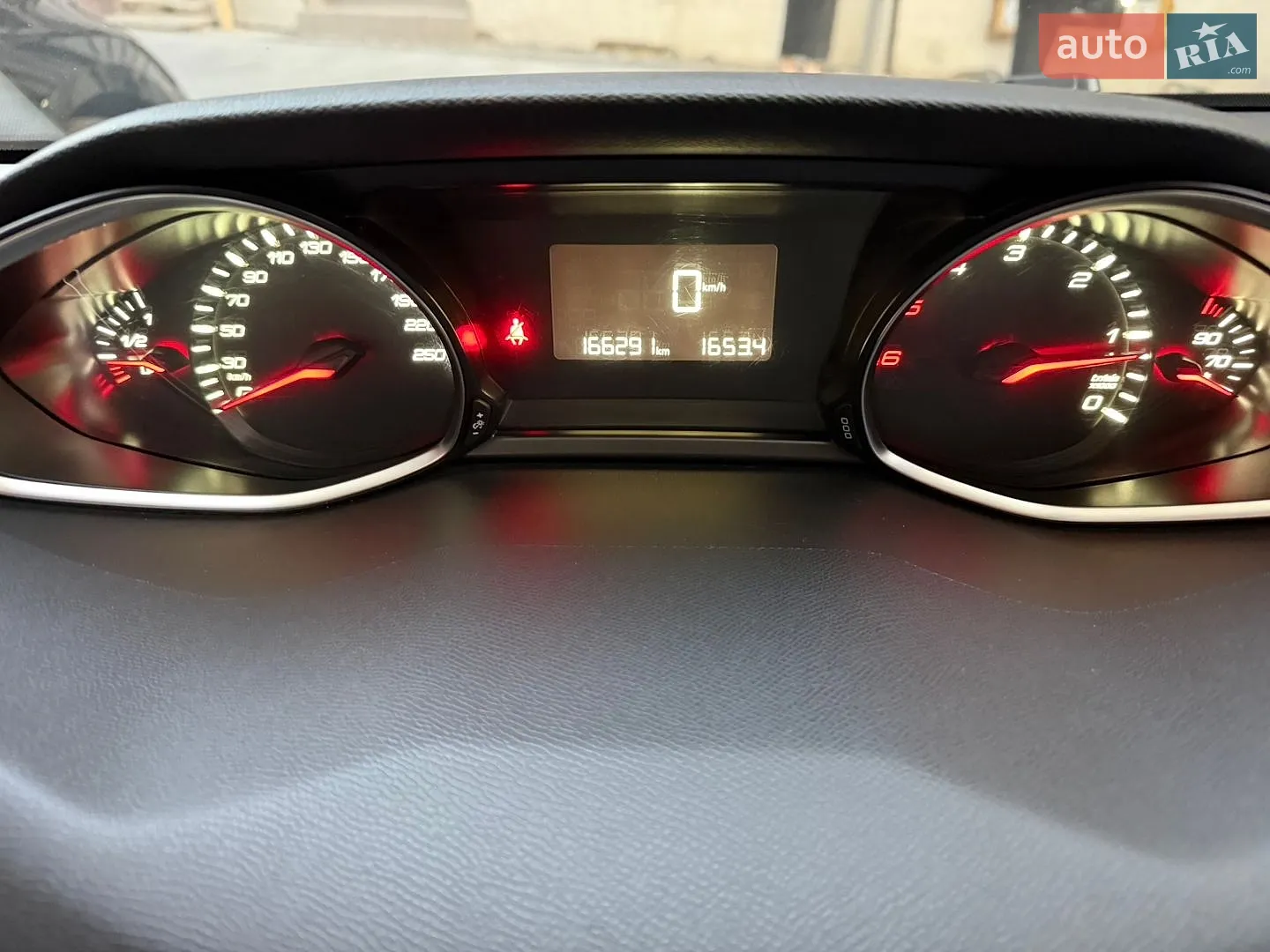 2015 Peugeot 308 - мініатюра 17