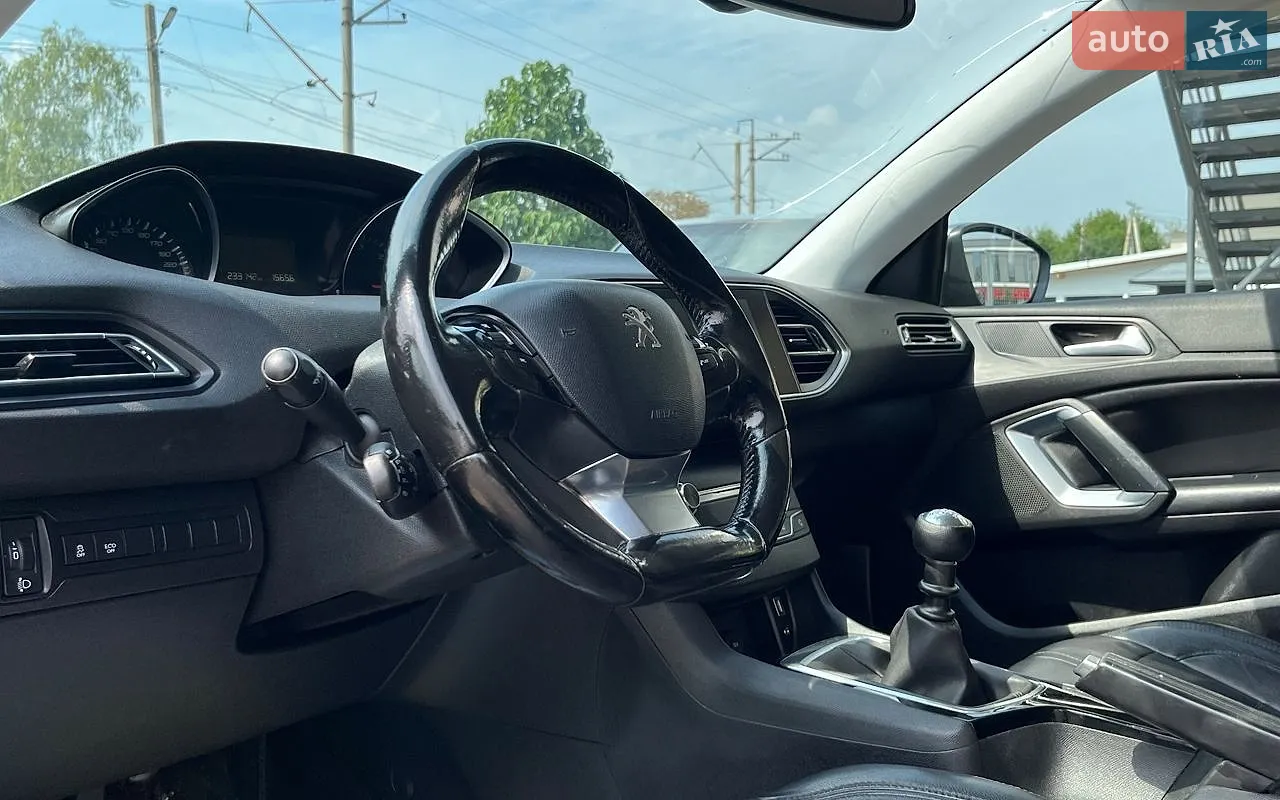 2015 Peugeot 308 - мініатюра 12