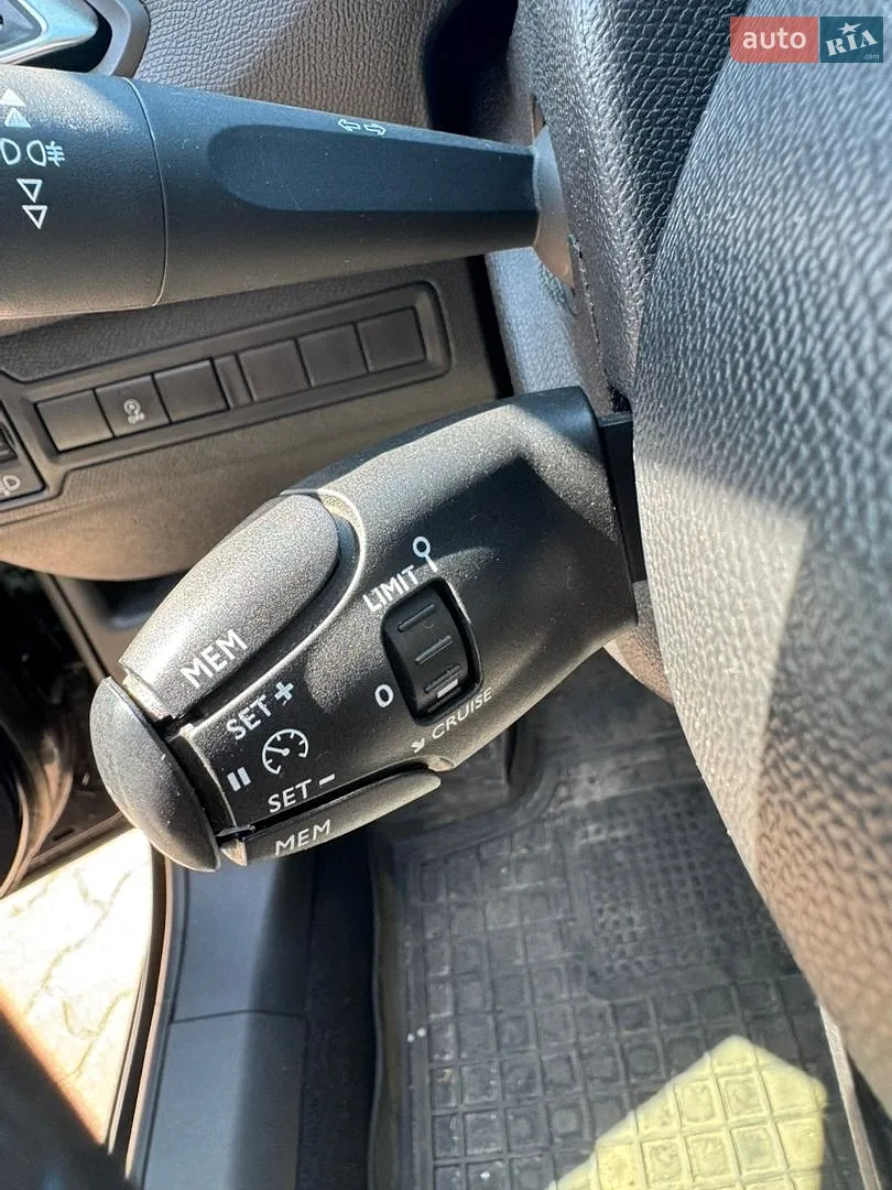 2017 Peugeot 308 - мініатюра 27