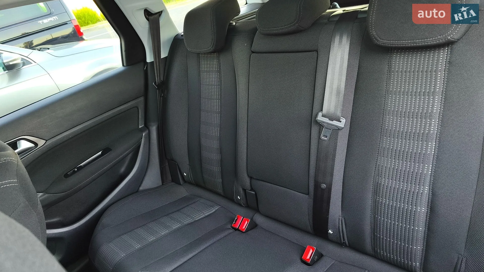 2015 Peugeot 308 - мініатюра 23