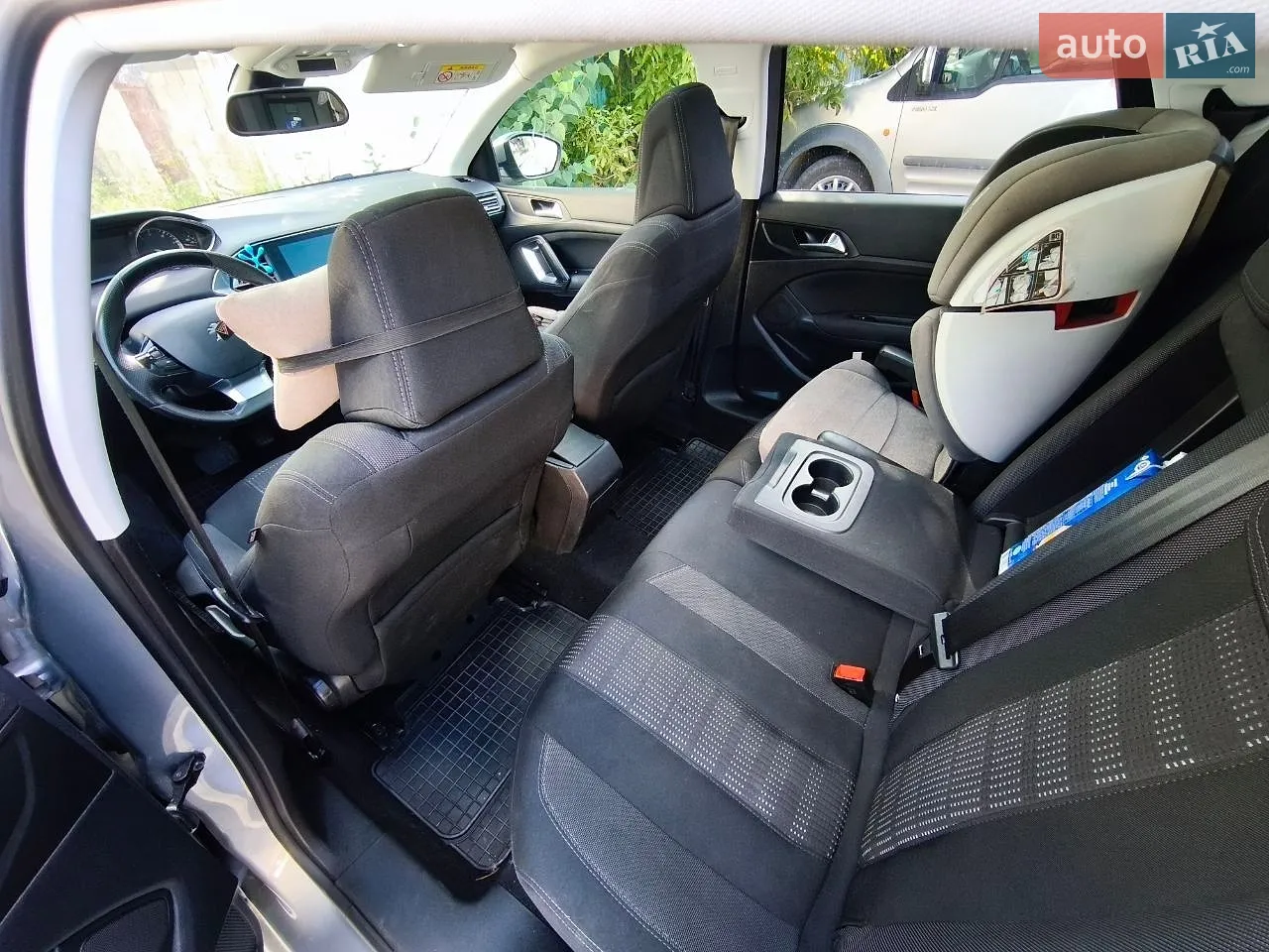 2015 Peugeot 308 - мініатюра 12