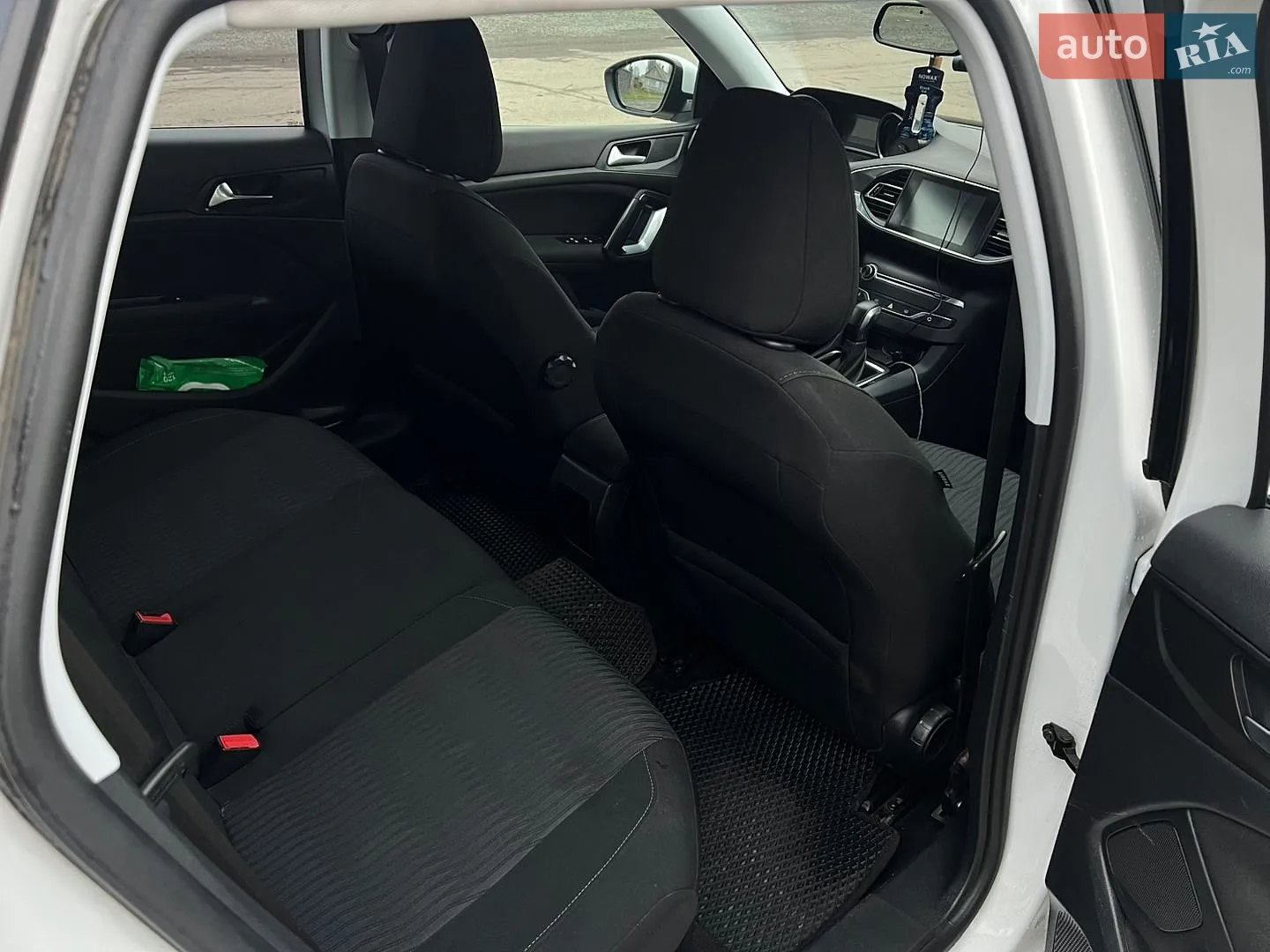 2015 Peugeot 308 - мініатюра 18