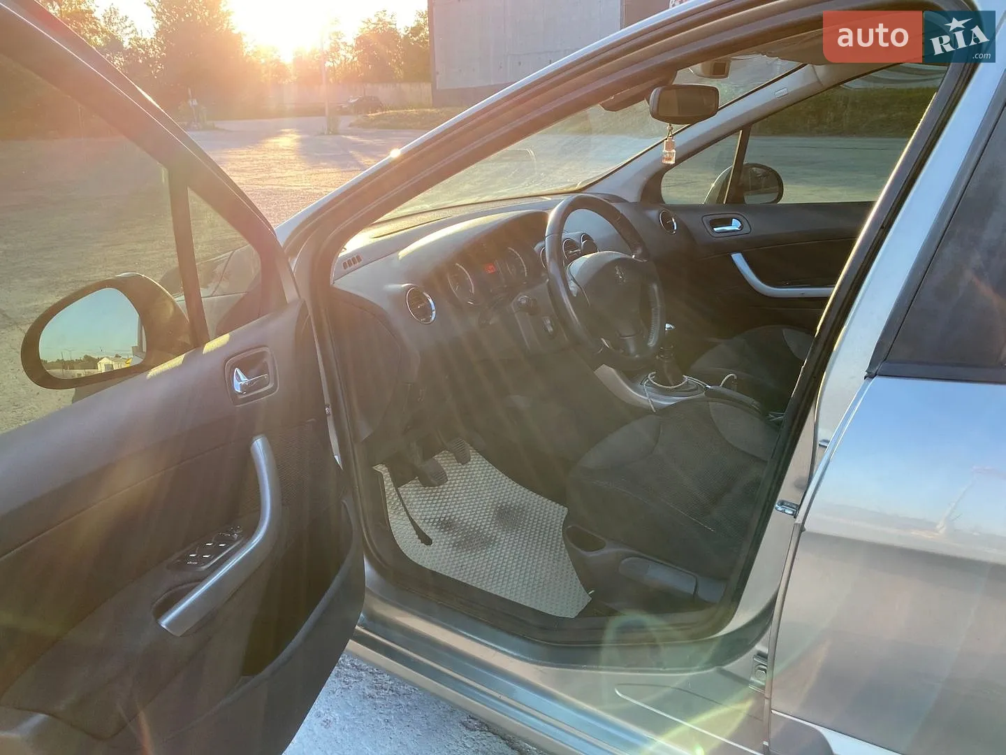 2010 Peugeot 308 - мініатюра 7