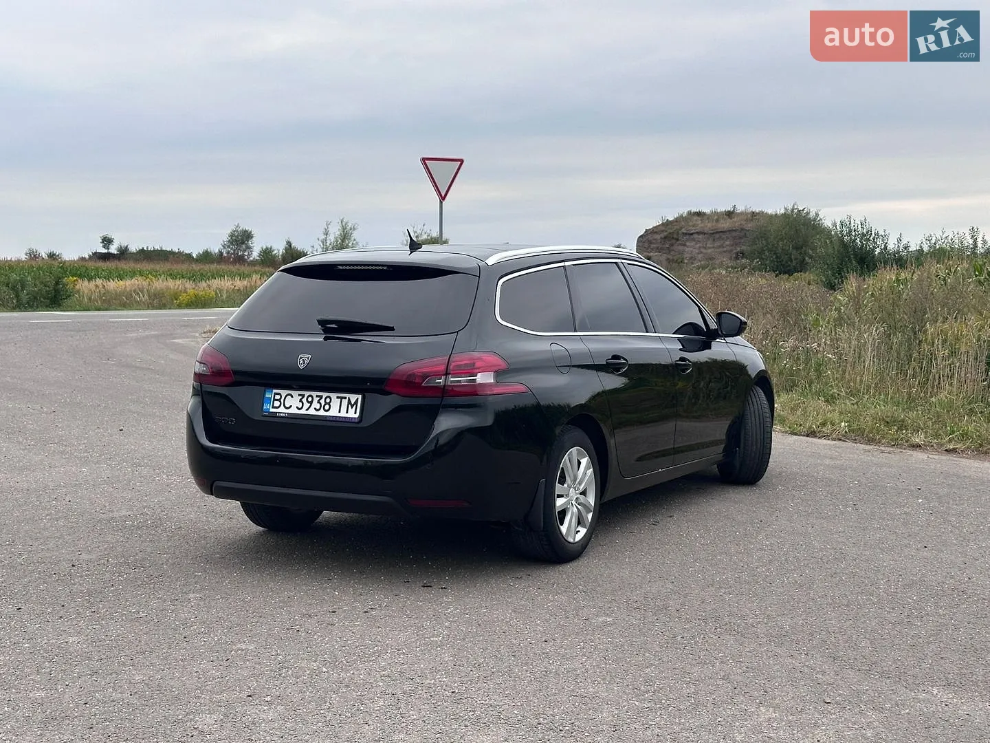 2015 Peugeot 308 - мініатюра 6