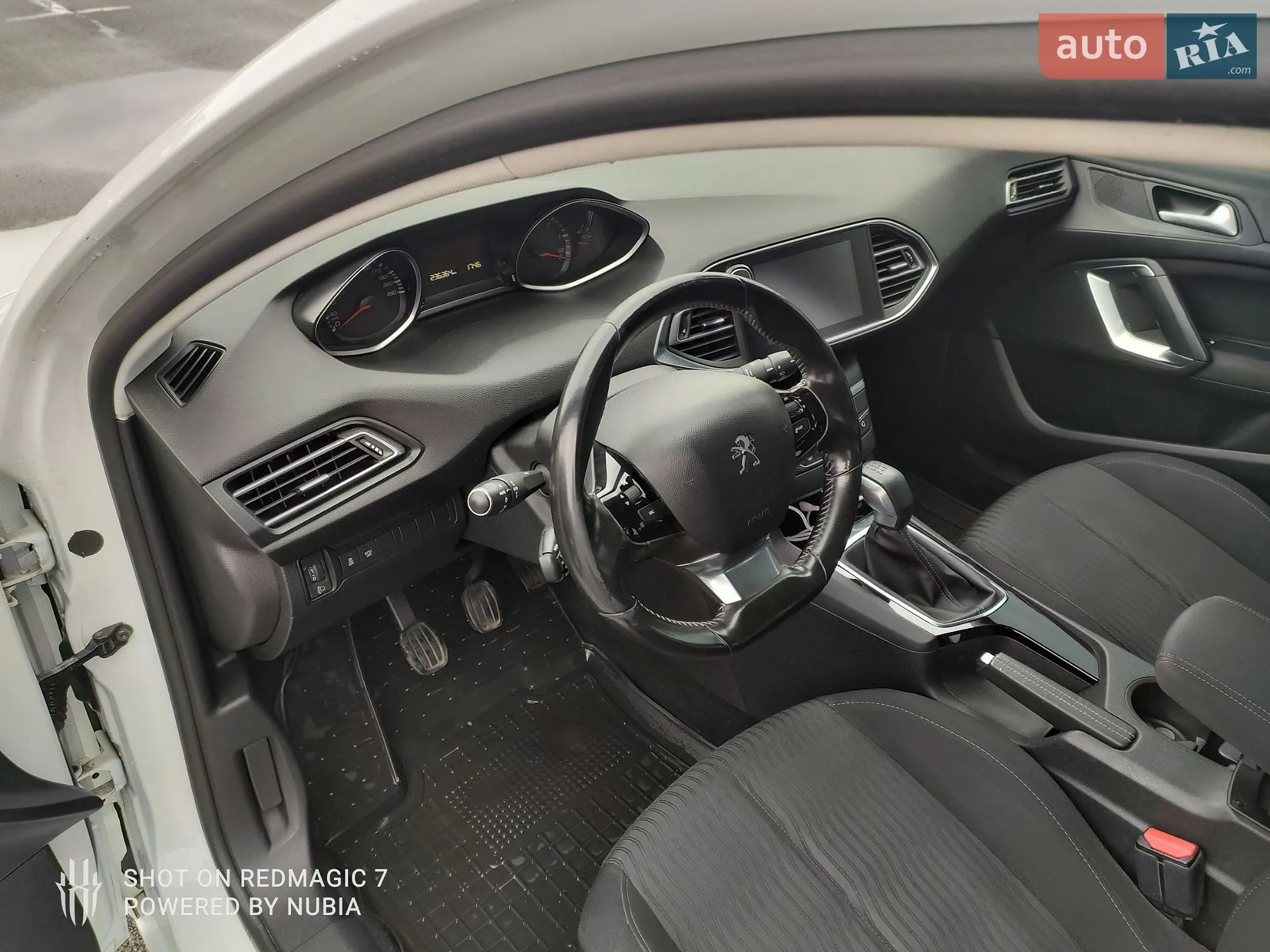 2015 Peugeot 308 - мініатюра 7