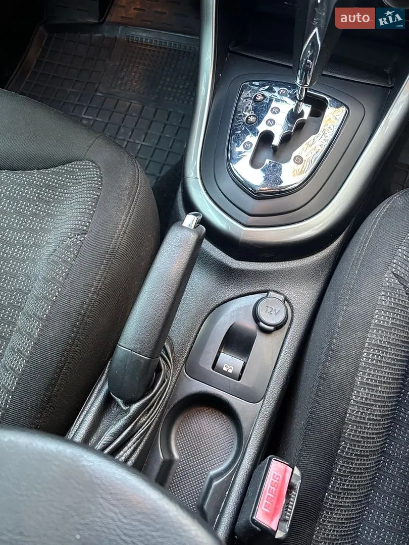 2011 Peugeot 308 - мініатюра 9