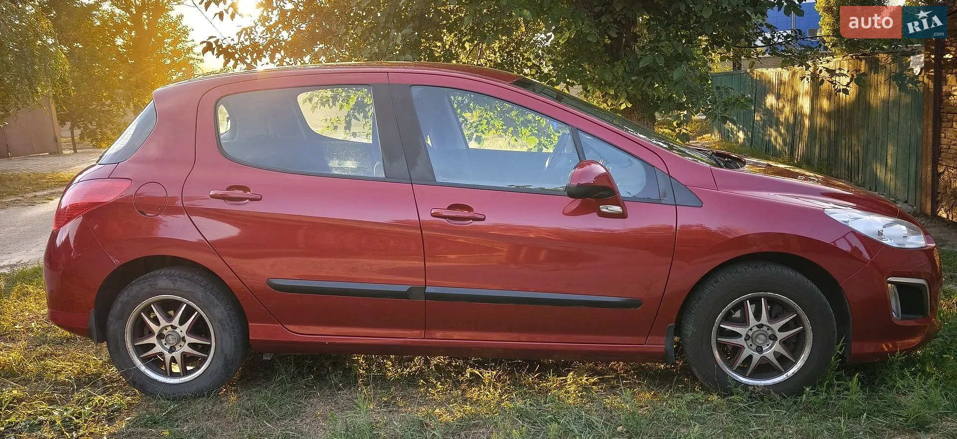 2011 Peugeot 308 - мініатюра 2