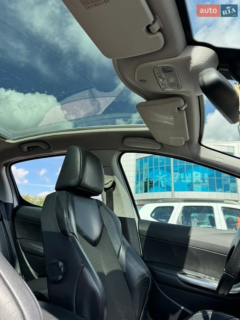 2011 Peugeot 308 - мініатюра 14