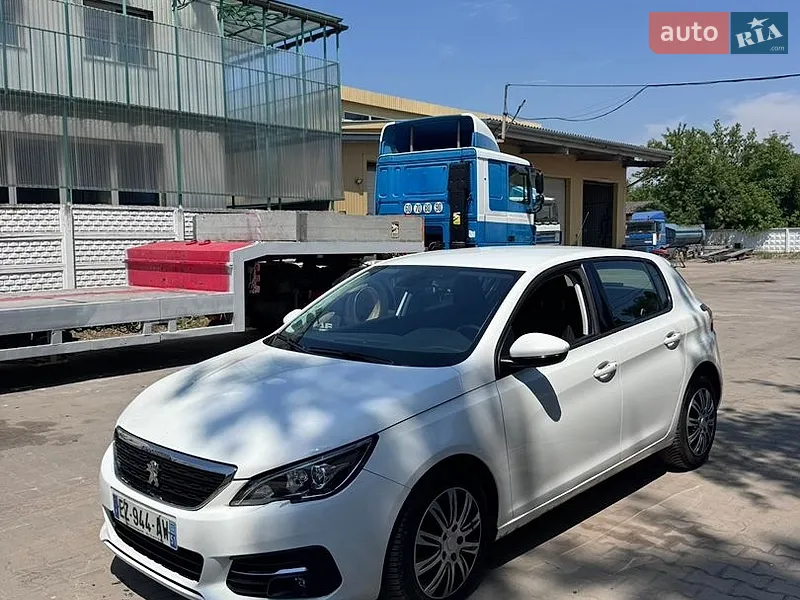 Peugeot 308