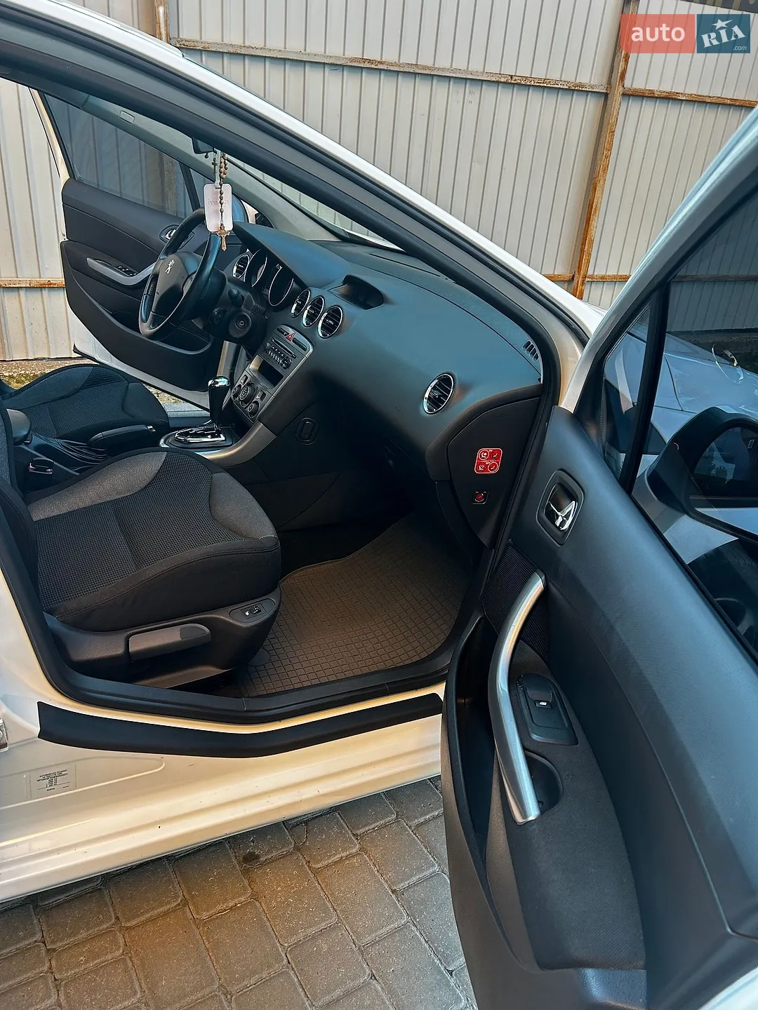 2011 Peugeot 308 - мініатюра 7