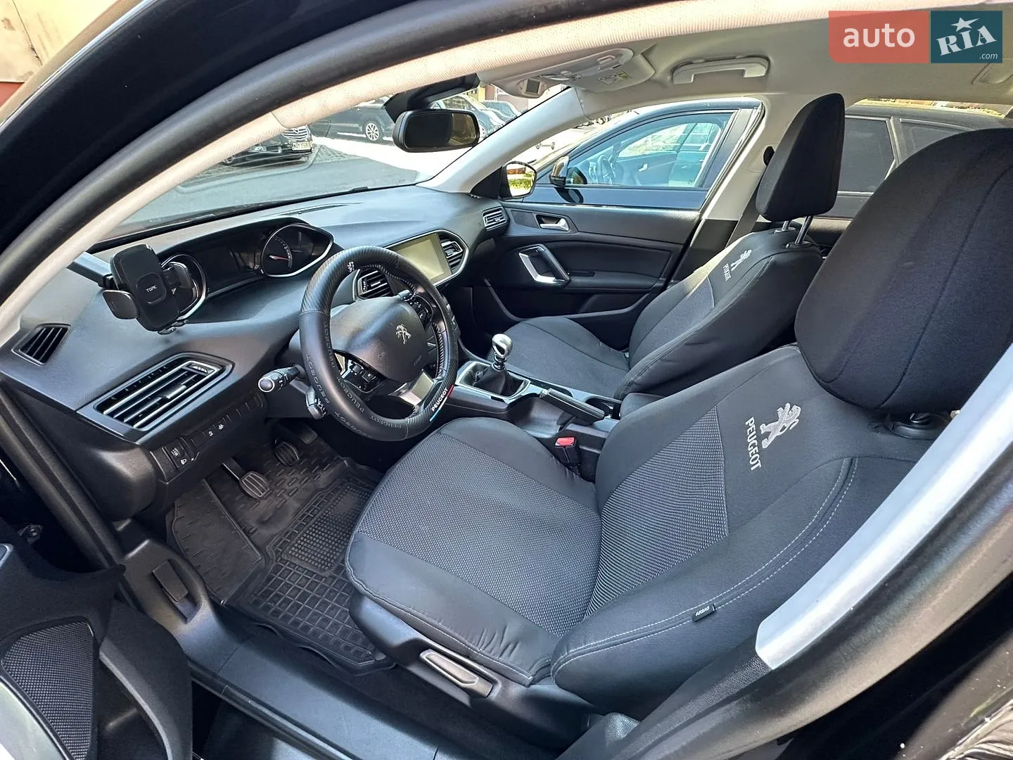 2017 Peugeot 308 - мініатюра 13
