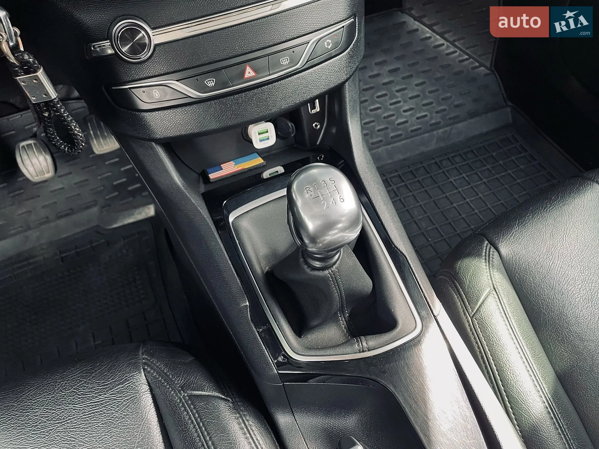 2015 Peugeot 308 - мініатюра 17