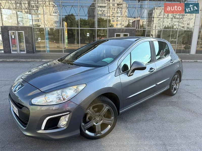 Peugeot 308 2011