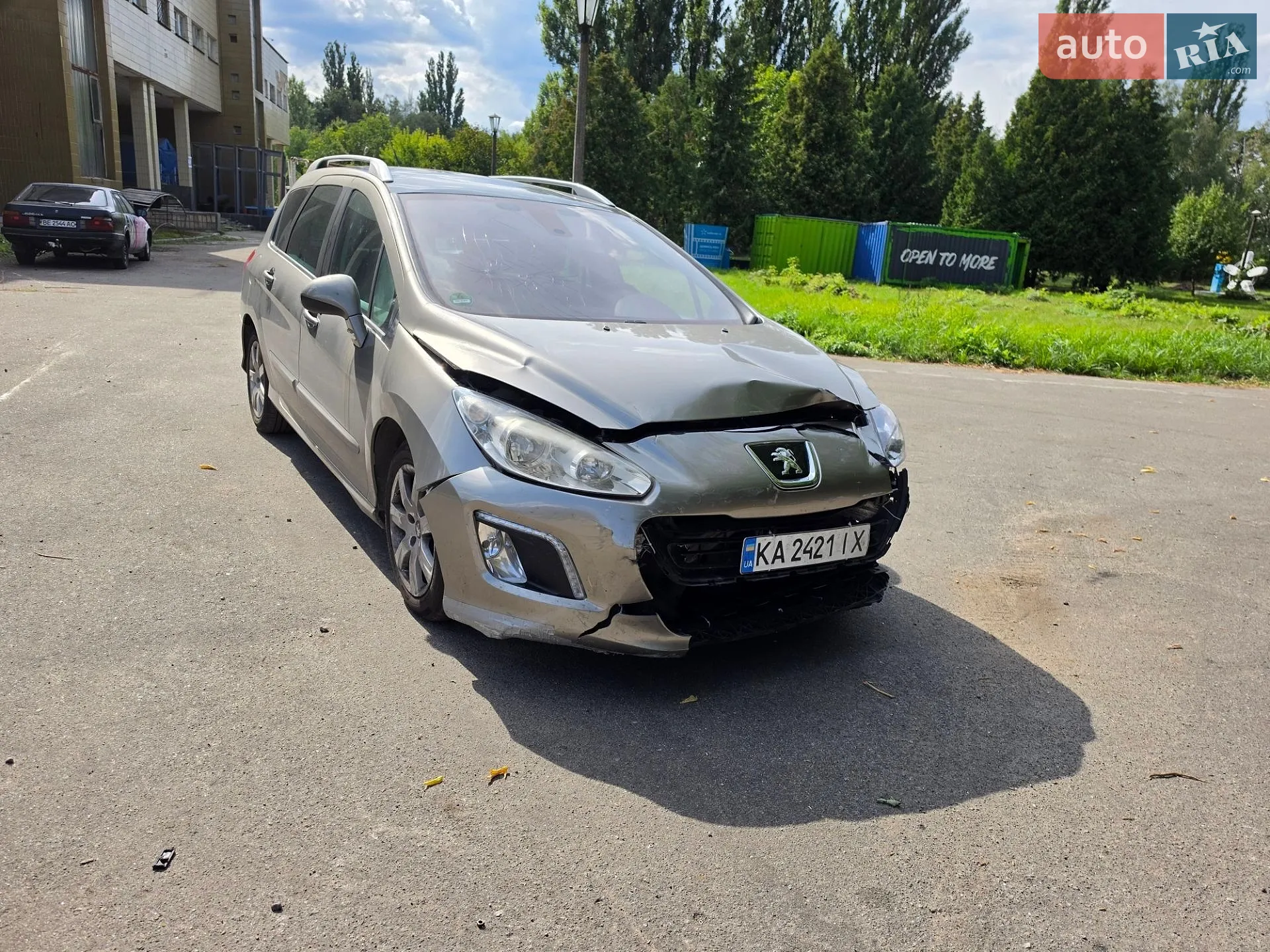2011 Peugeot 308 - фото 1
