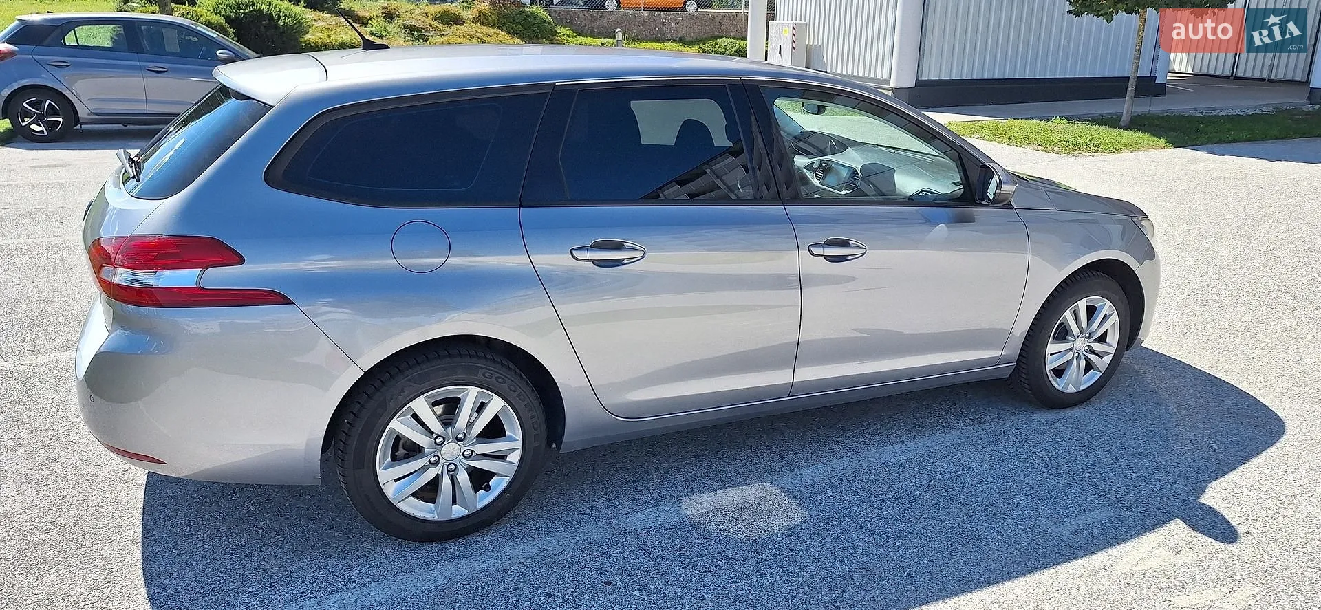 2015 Peugeot 308 - мініатюра 3
