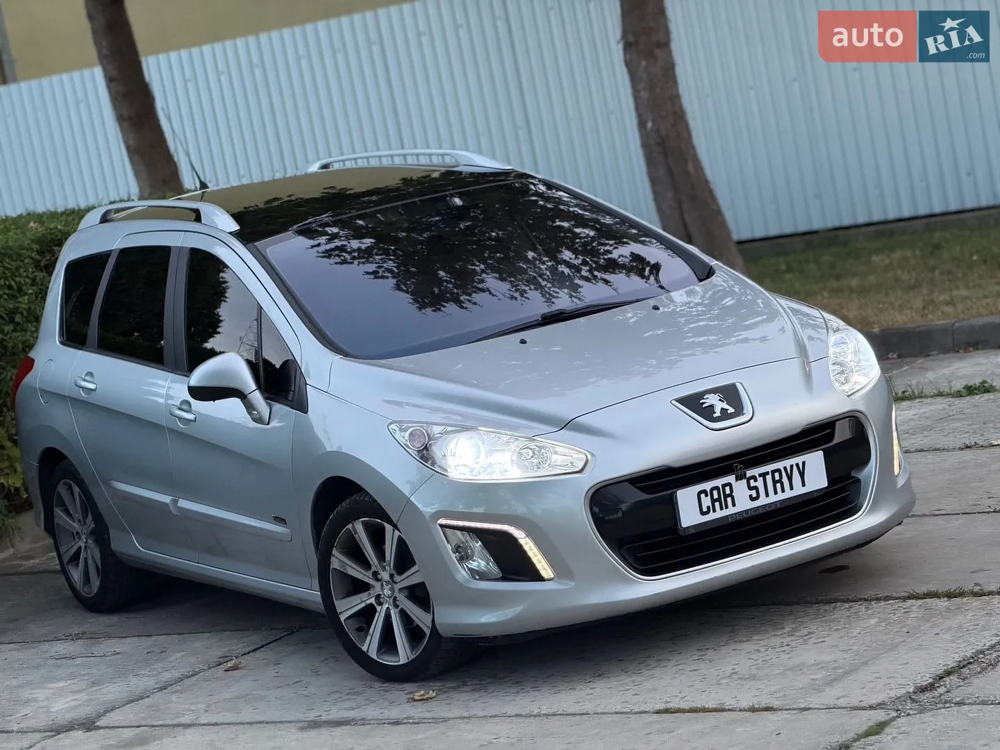 2012 Peugeot 308 - мініатюра 10