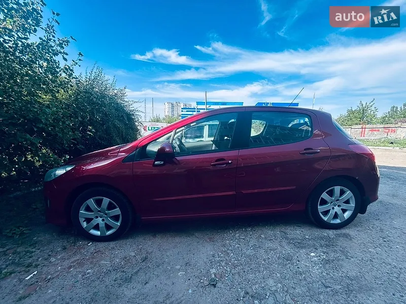 Peugeot 308