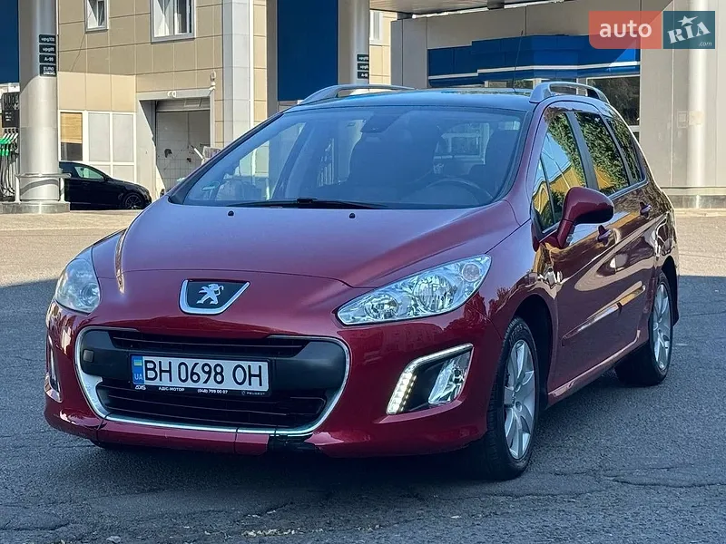 Peugeot 308 2011