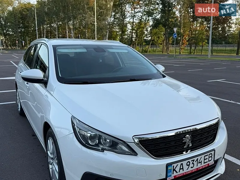 Peugeot 308 2021