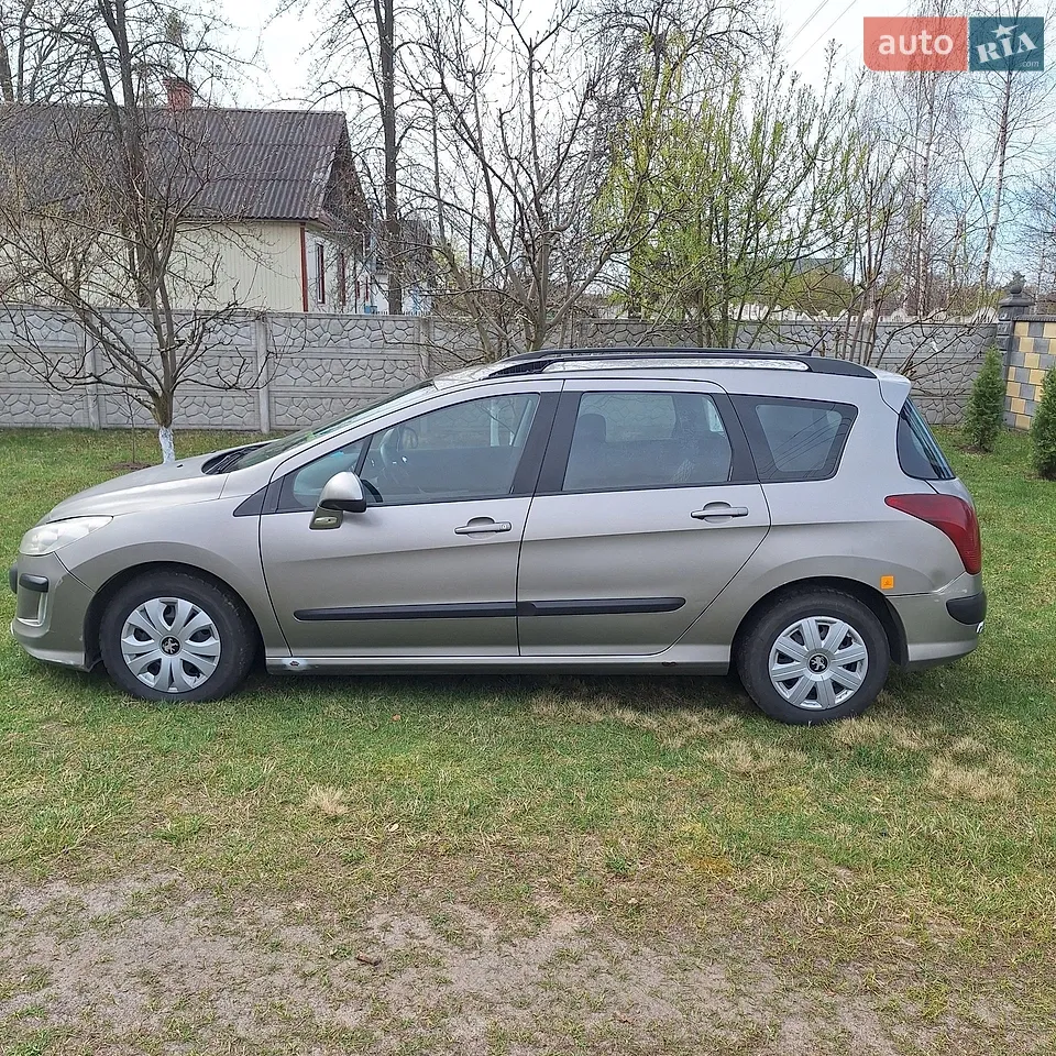 Peugeot 308 2011