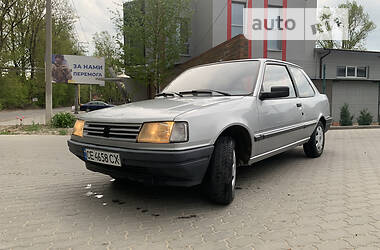 Купе Peugeot 309 1987 в Чернівцях